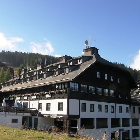 Alpenhotel Marcius Зонненальпе-Насфельд Екстер'єр фото